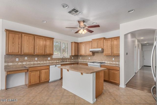 2112 E YELLOWSTONE Place, Chandler, AZ 85249