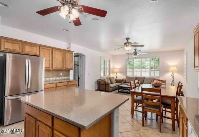 2112 E YELLOWSTONE Place, Chandler, AZ 85249