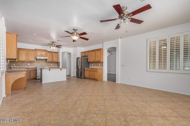 2112 E YELLOWSTONE Place, Chandler, AZ 85249