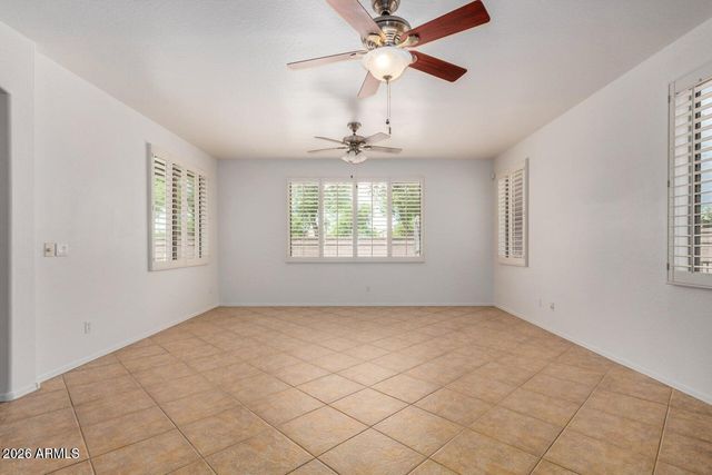 2112 E YELLOWSTONE Place, Chandler, AZ 85249