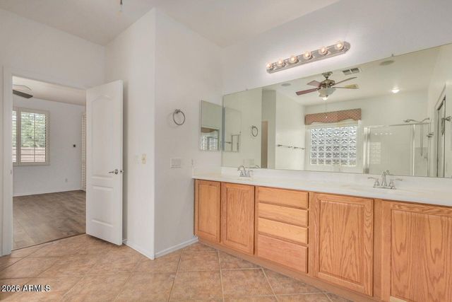 2112 E YELLOWSTONE Place, Chandler, AZ 85249