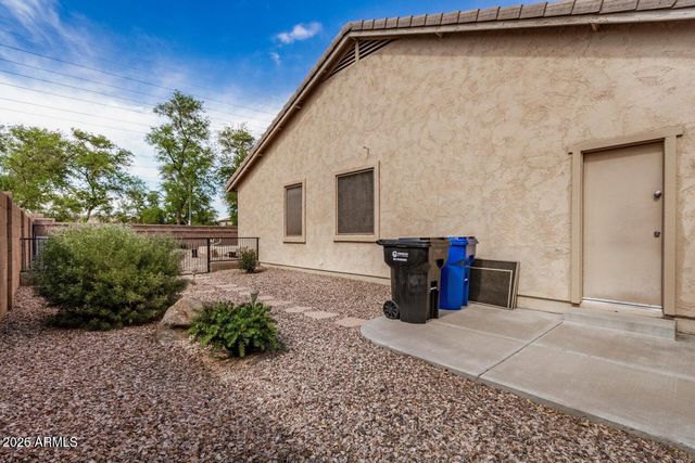 2112 E YELLOWSTONE Place, Chandler, AZ 85249