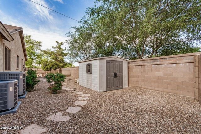 2112 E YELLOWSTONE Place, Chandler, AZ 85249