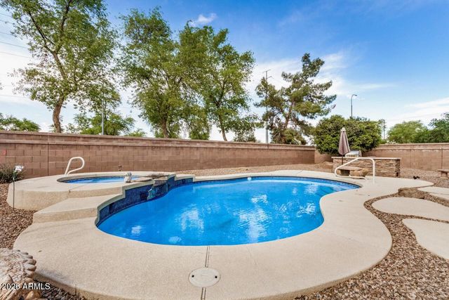 2112 E YELLOWSTONE Place, Chandler, AZ 85249