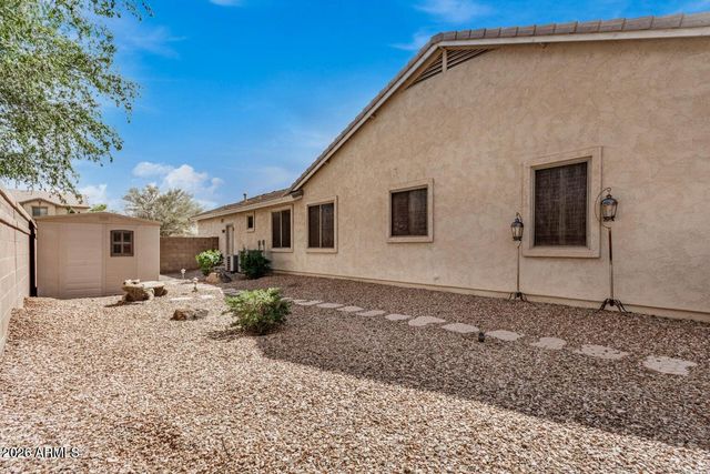 2112 E YELLOWSTONE Place, Chandler, AZ 85249