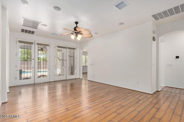 2112 E YELLOWSTONE Place, Chandler, AZ 85249