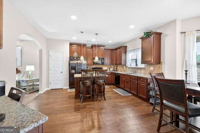 511 Starmist Court, Loganville, GA 30052