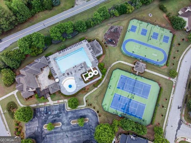 511 Starmist Court, Loganville, GA 30052