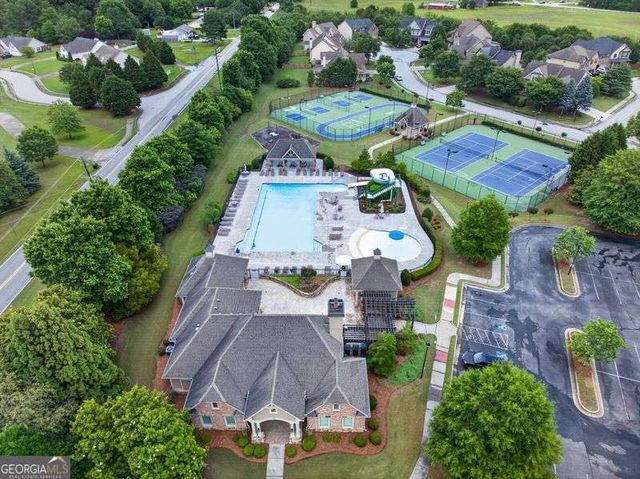 511 Starmist Court, Loganville, GA 30052