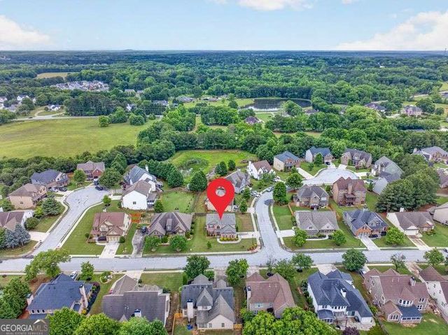511 Starmist Court, Loganville, GA 30052
