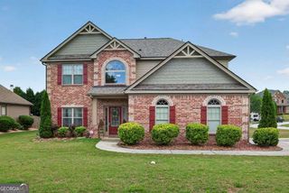 511 Starmist Court, Loganville, GA 30052