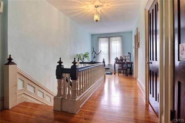 19 Jewett Place, Utica, NY 13501