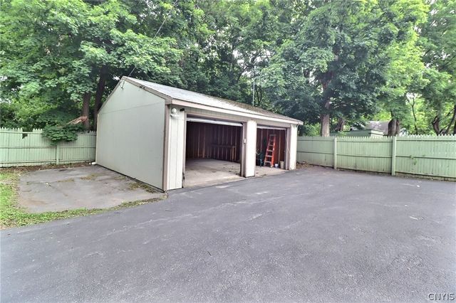 19 Jewett Place, Utica, NY 13501