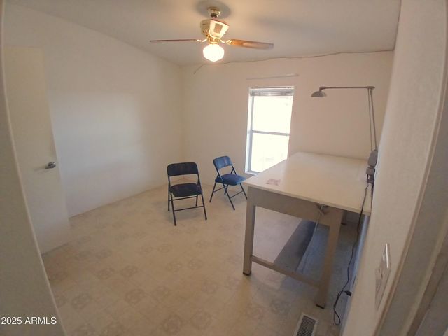 1906 E Calvary Road, New River, AZ 85087