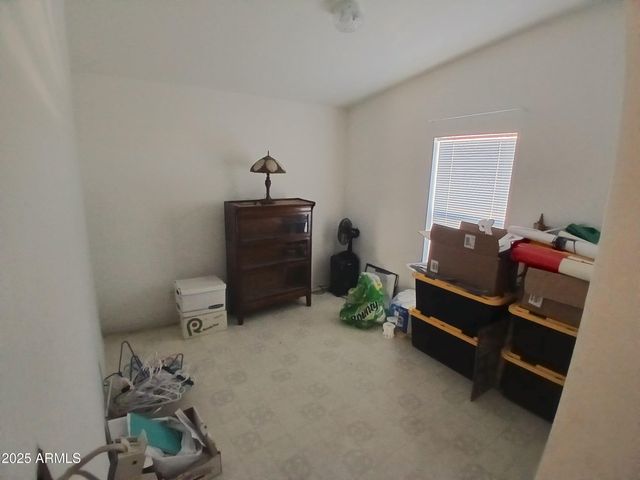 1906 E Calvary Road, New River, AZ 85087