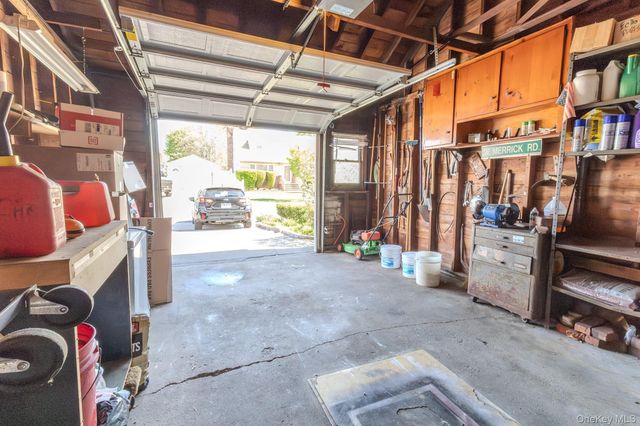 4 Fairfax Street, Valley Stream, NY 11580