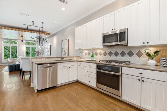 3513 Bryan Street, Dallas, TX 75204