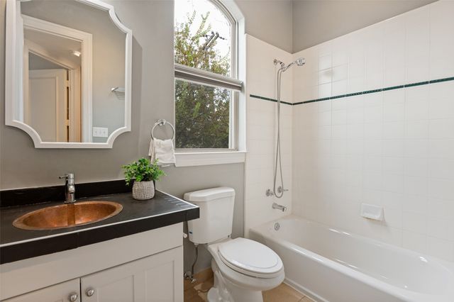 3513 Bryan Street, Dallas, TX 75204