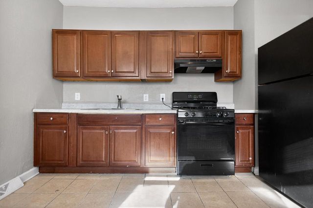 2952 Buffum STREET, Milwaukee, WI 53212