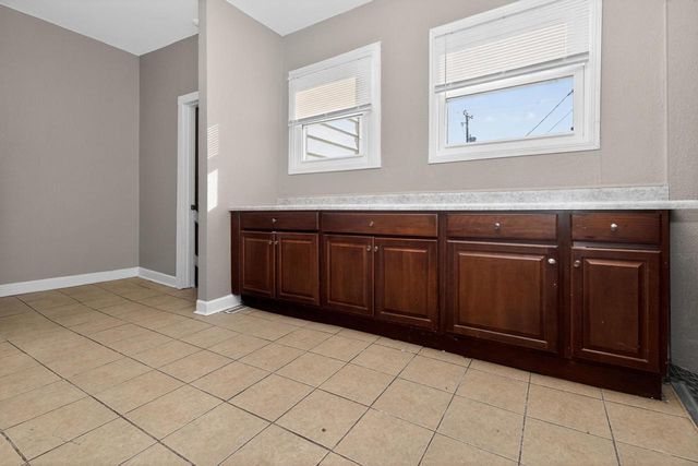 2952 Buffum STREET, Milwaukee, WI 53212