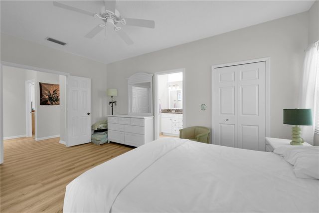 1930 Juniper Terrace, Vero Beach, FL 32962