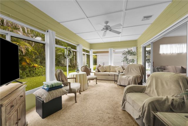 1930 Juniper Terrace, Vero Beach, FL 32962