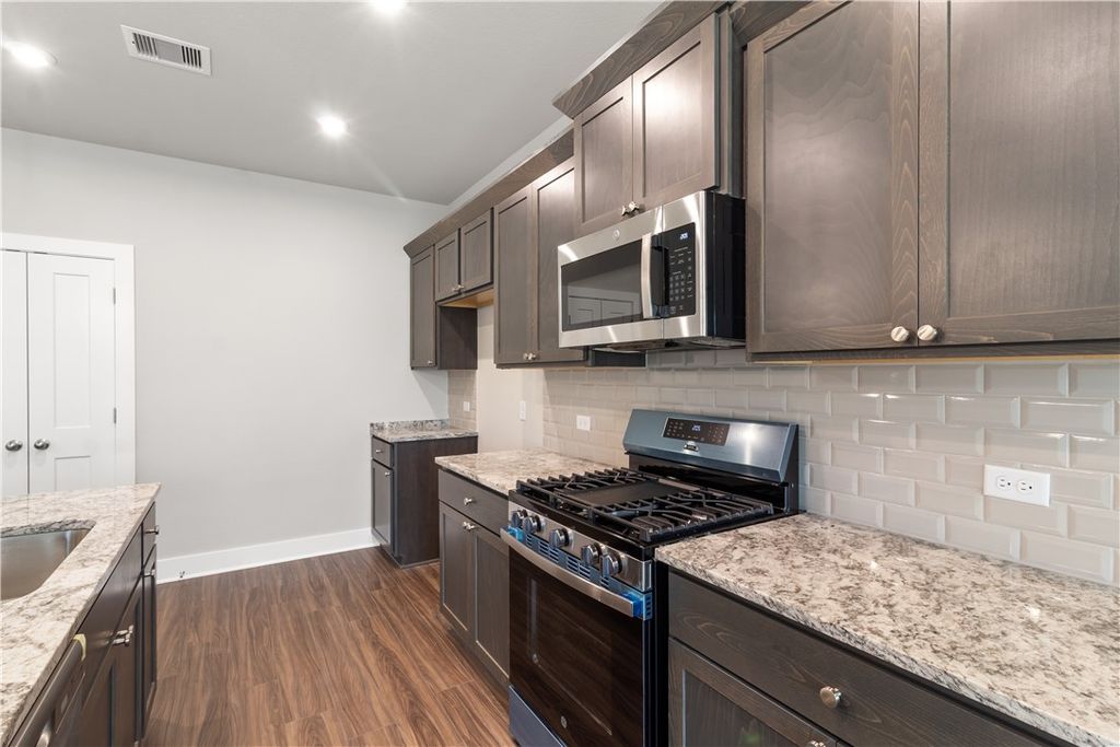 6305 Raleigh Drive, College Station, TX 77845 — photo 4