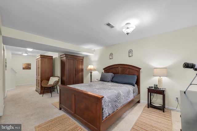 1758 GROVER GLEN, Woodbridge, VA 22192