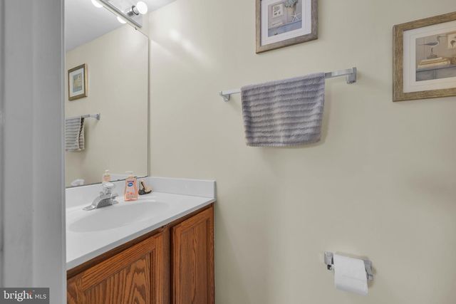 1758 GROVER GLEN, Woodbridge, VA 22192