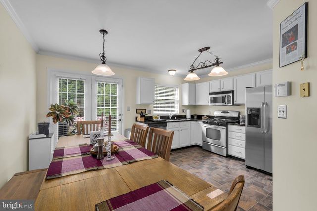 1758 GROVER GLEN, Woodbridge, VA 22192