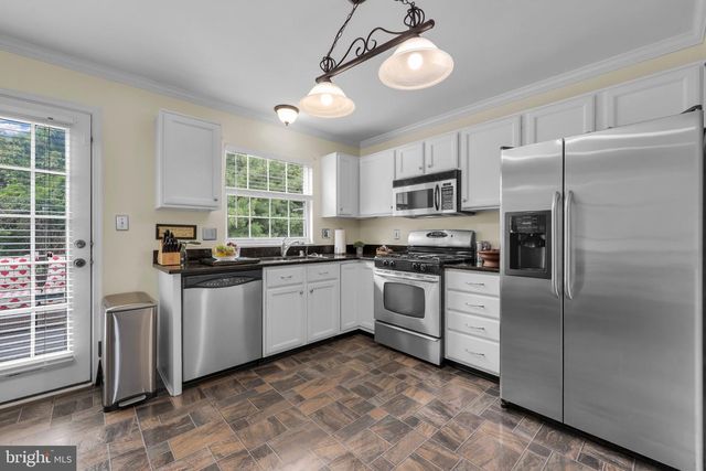 1758 GROVER GLEN, Woodbridge, VA 22192