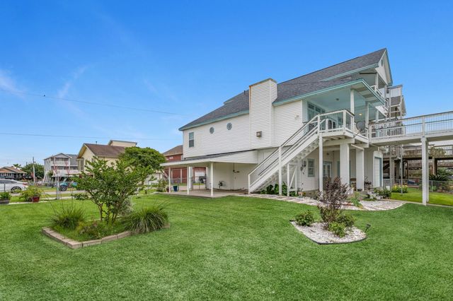 6 North Flamingo, La Marque, TX 77568