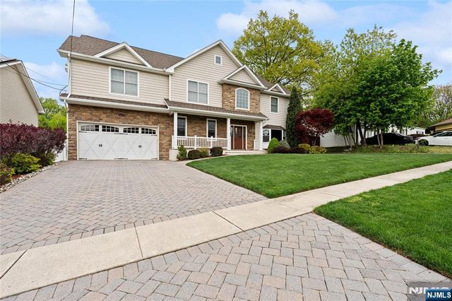 160 Lozier Terrace, River Edge, NJ 07661