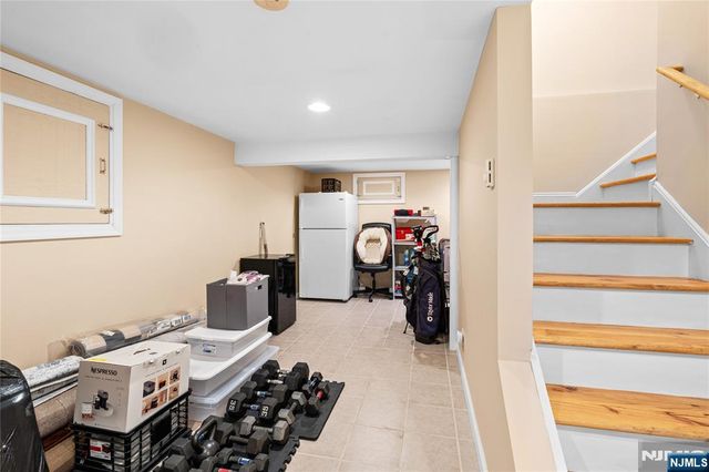 160 Lozier Terrace, River Edge, NJ 07661