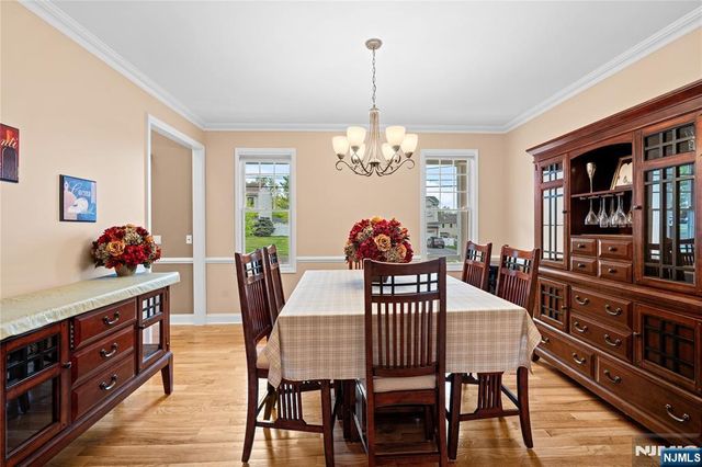 160 Lozier Terrace, River Edge, NJ 07661