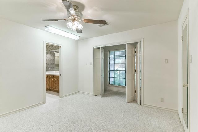1 Cadena Court, Galveston, TX 77554