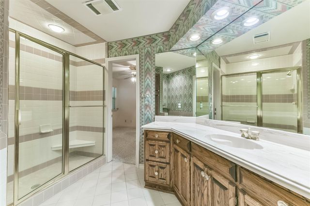 1 Cadena Court, Galveston, TX 77554