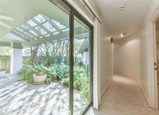 1 Cadena Court, Galveston, TX 77554