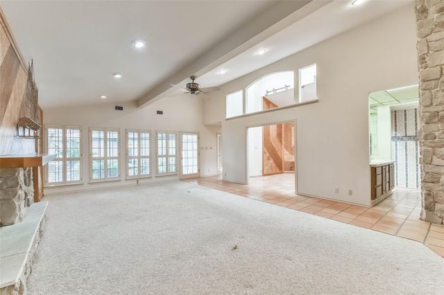 1 Cadena Court, Galveston, TX 77554