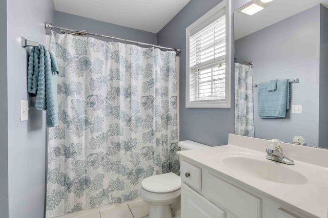 2012 Trenton Dr, Spring Hill, TN 37174