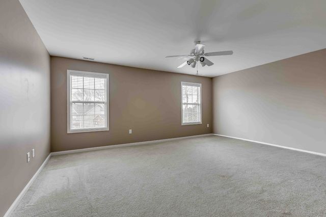 2012 Trenton Dr, Spring Hill, TN 37174