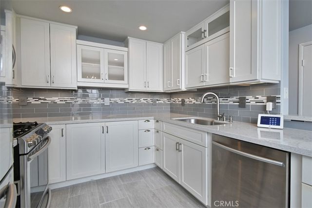 4230 Colfax Avenue 201, Studio City, CA 91604