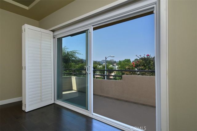 4230 Colfax Avenue 201, Studio City, CA 91604