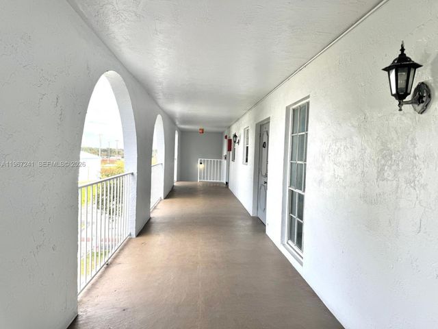 7980 N French Dr 3-404, Pembroke Pines, FL 33024