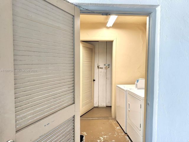 7980 N French Dr 3-404, Pembroke Pines, FL 33024