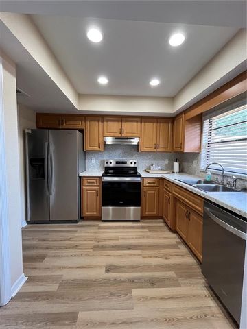 1052 MEDINAH DRIVE, Winter Haven, FL 33884