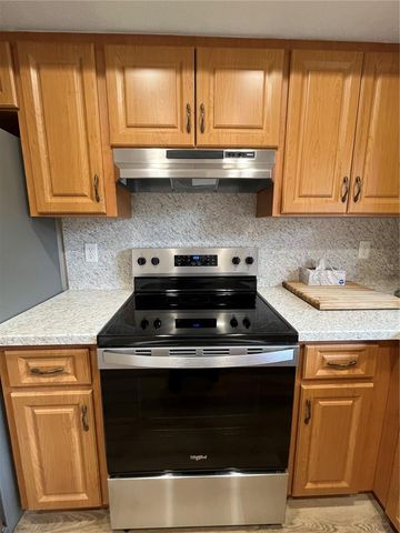 1052 MEDINAH DRIVE, Winter Haven, FL 33884