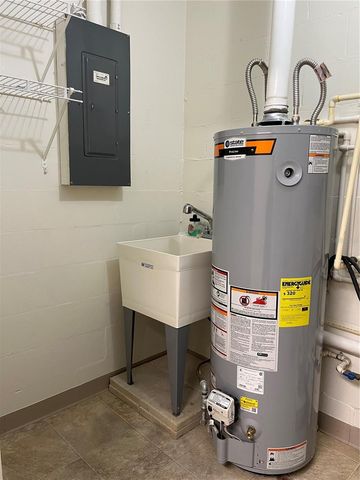 1052 MEDINAH DRIVE, Winter Haven, FL 33884