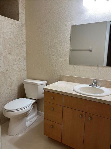 1052 MEDINAH DRIVE, Winter Haven, FL 33884