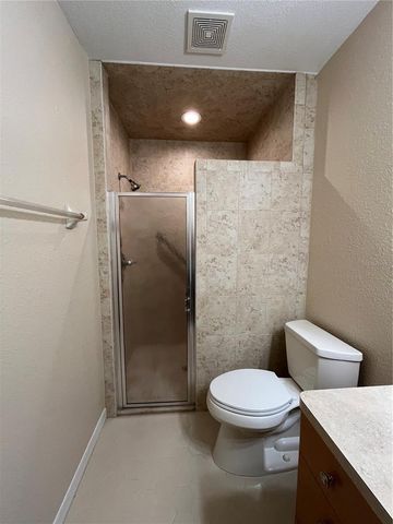 1052 MEDINAH DRIVE, Winter Haven, FL 33884